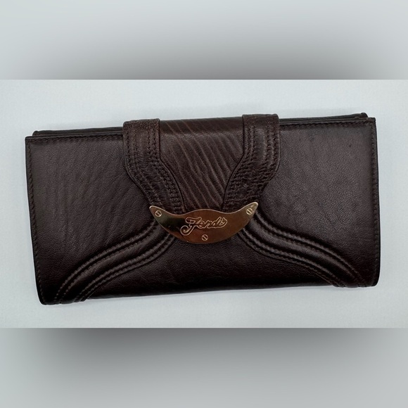 Vintage Fendi Wallet | Very Good Condition - Picture 13 of 14